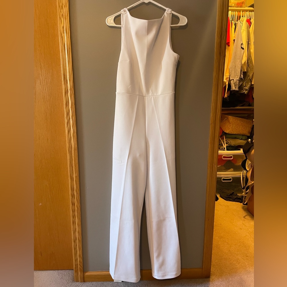 Abercrombie & Fitch Elegant White Jumpsuit
